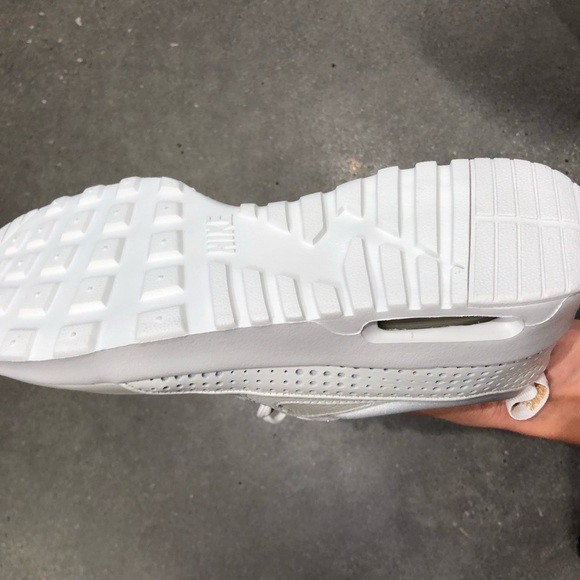 🏵Nike Air Max Thea 🏵Price firm !! - Picture 6 of 8